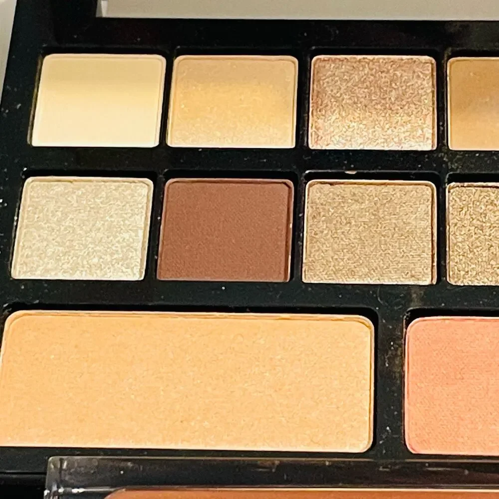 Estee Lauder Pure Color Envy Sculpting Palette Limited Holiday Edition NEW